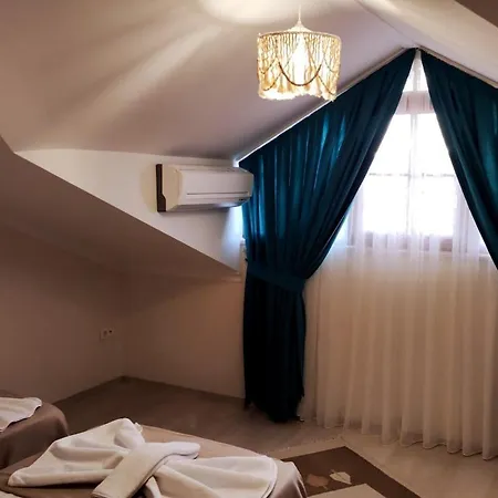 Modern For 6 People In Center Fethiye