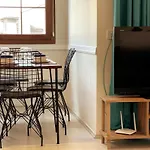 Apartmán Modern For 6 People In Center *