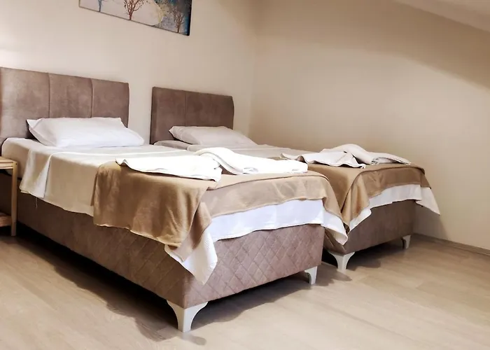 Modern For 6 People In Center 公寓 费特希耶