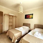 شقة Modern For 6 People In Center فتحية