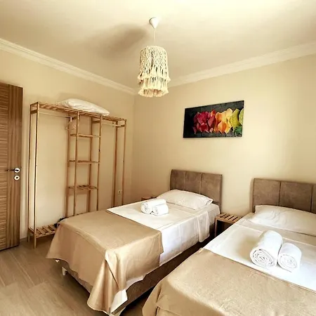 Appartement Modern For 6 People In Center Fethiye